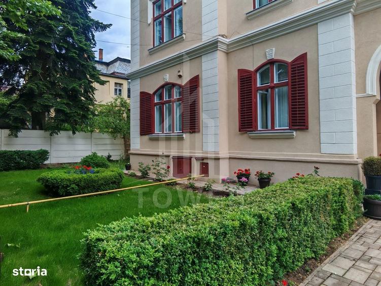 Casă cu 2 camere cu Teren 1000 Mp în Central