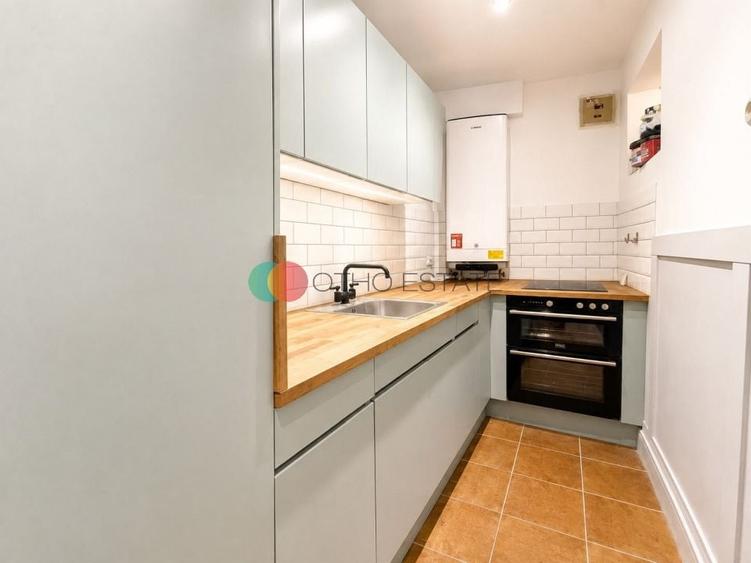 Apartament cu 3 camere, mobilat în Moșilor