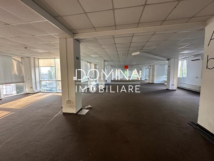 Spațiu comercial, de 790 mp, în Central