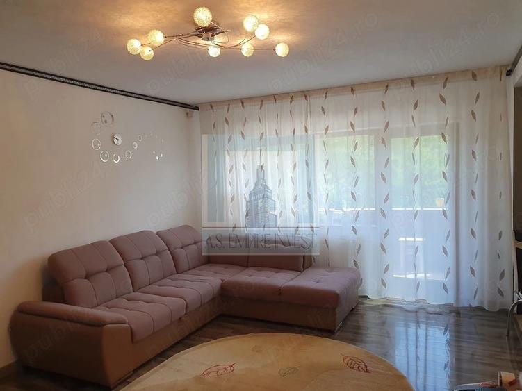 Apartament cu 4 camere decomandat, mobilat în Noua