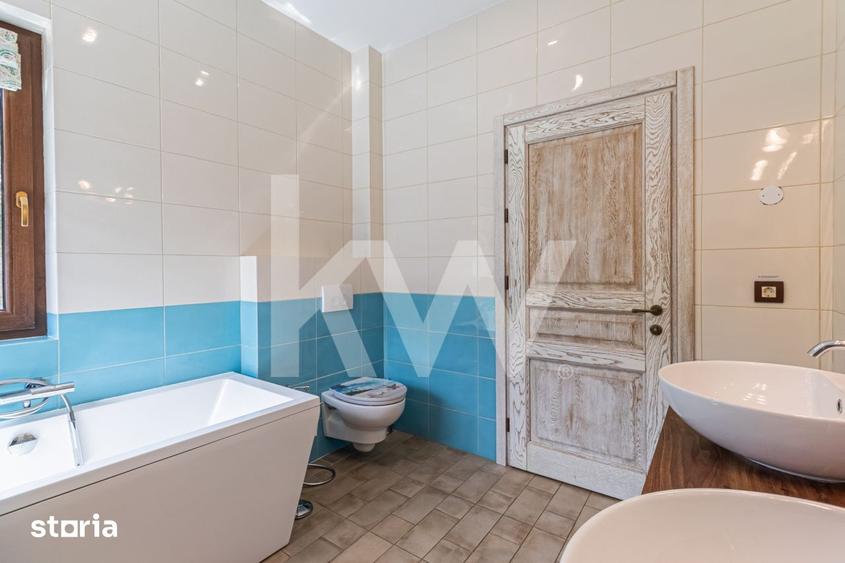 Casă cu 5 camere cu Teren 808 Mp în Dârste