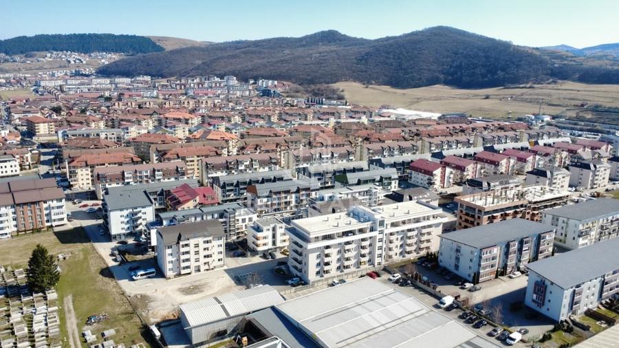 Spațiu comercial, de 140 mp, în Florești