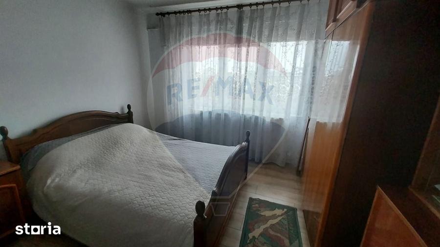 Apartament cu 3 camere decomandate in Lapus-Decebal - 9