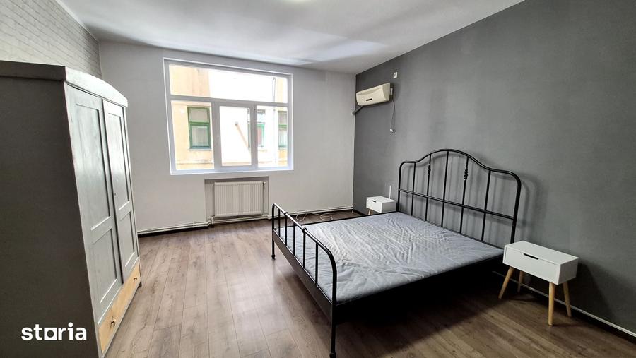 Apartament cu 3 camere în Centrul Istoric