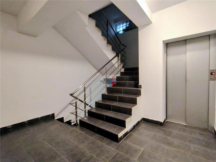 Apartament cu 2 camere decomandat, mobilat în Titan