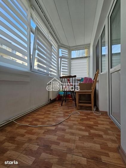 Etaj 1 | 3 Camere Decomandate | Micro 11 | Langa Colegiul Constantin C - 12