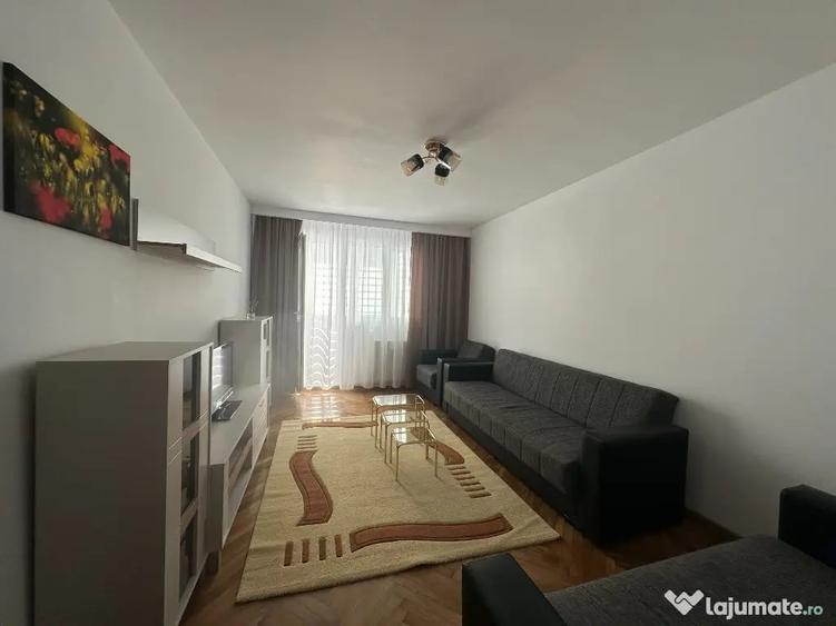 Apartament cu 2 camere decomandat în Vest