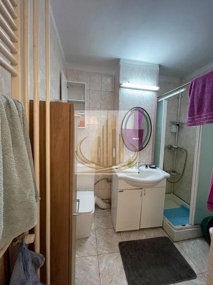 Apartament cu 3 camere în Torontalului