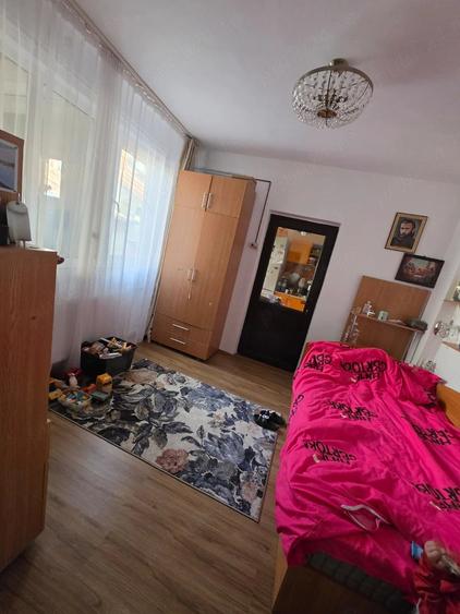 Casă cu 3 camere cu Teren 42 Mp în Central