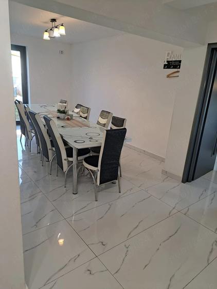 Casă cu 2 camere cu Teren 325 Mp în Parța