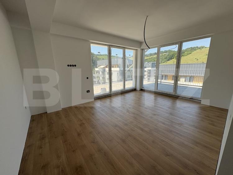 Apartament cu 2 camere semidecomandat în Grigorescu