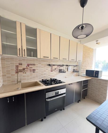 Apartament cu 2 camere semidecomandat, mobilat în Ștefan cel Mare