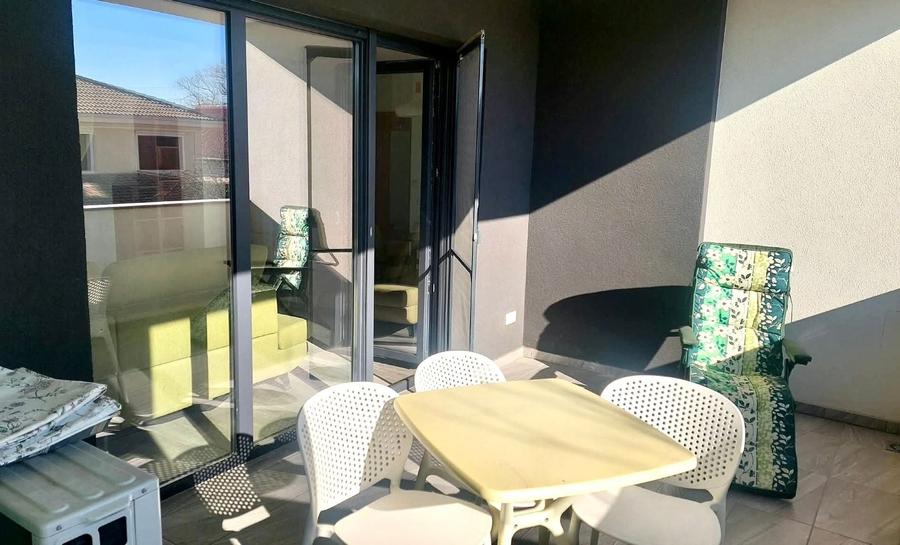 Apartament cu 2 camere decomandat în Dumbrăvița