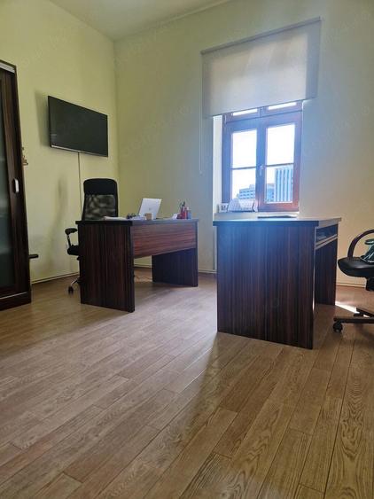 Apartament cu 3 camere nedecomandat în Take Ionescu