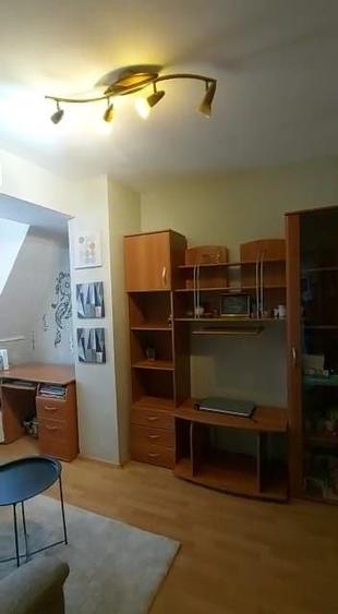 Garsonieră decomandată în Podul de Piatră