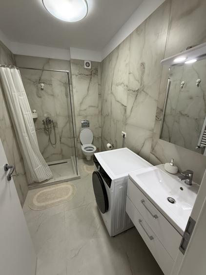 Casă individuală cu 3 camere cu Canalizare în Dobroești