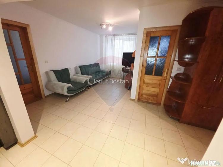 Apartament cu 4 camere de vanzare in zona Calea Romanului - Piatra-Neamt (Neamt)