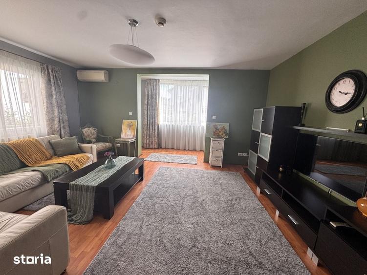 Apartament cu 3 camere decomandat în Exterior Vest