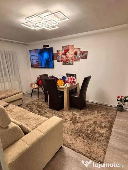 Apartament cu 3 camere decomandat în Griviței