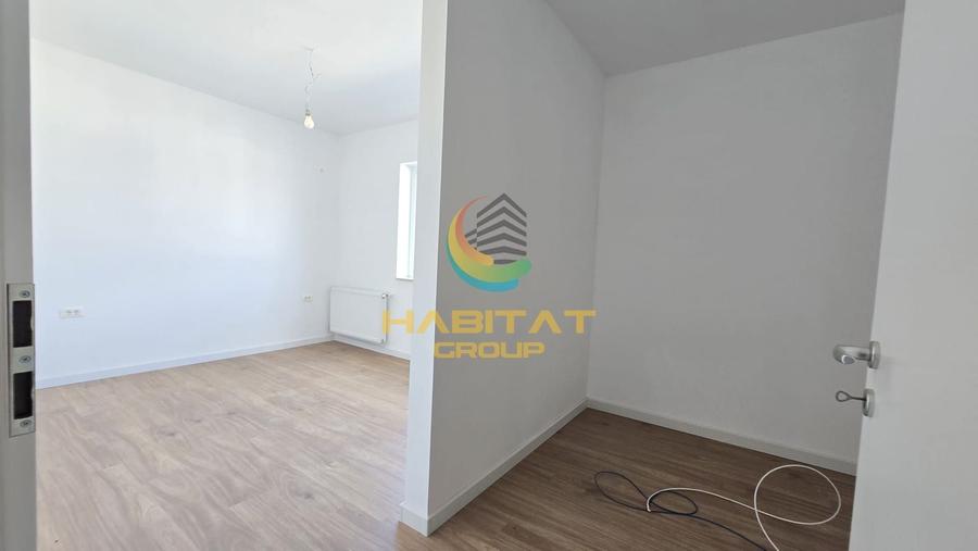Apartament cu 3 camere semidecomandat în Metalurgiei