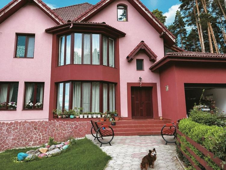 Casă cu 4 camere în Poiana Angelescu