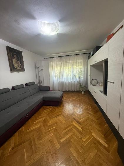 Apartament cu 2 camere decomandat în Rogerius