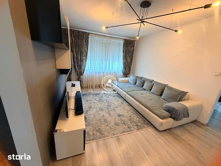 Apartament cu 3 camere decomandat în Alexandru cel Bun