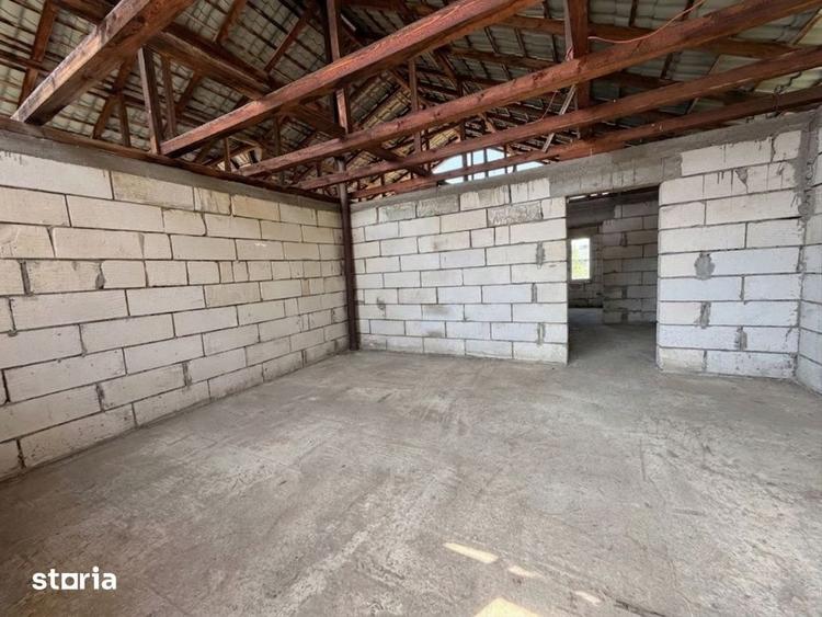 Casă cu 5 camere decomandat cu Teren 6400 Mp în Văgiulești