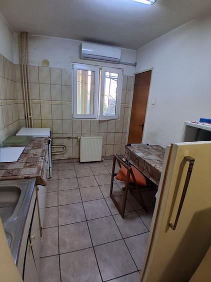 Apartament cu 2 camere decomandat, mobilat în Gorjului