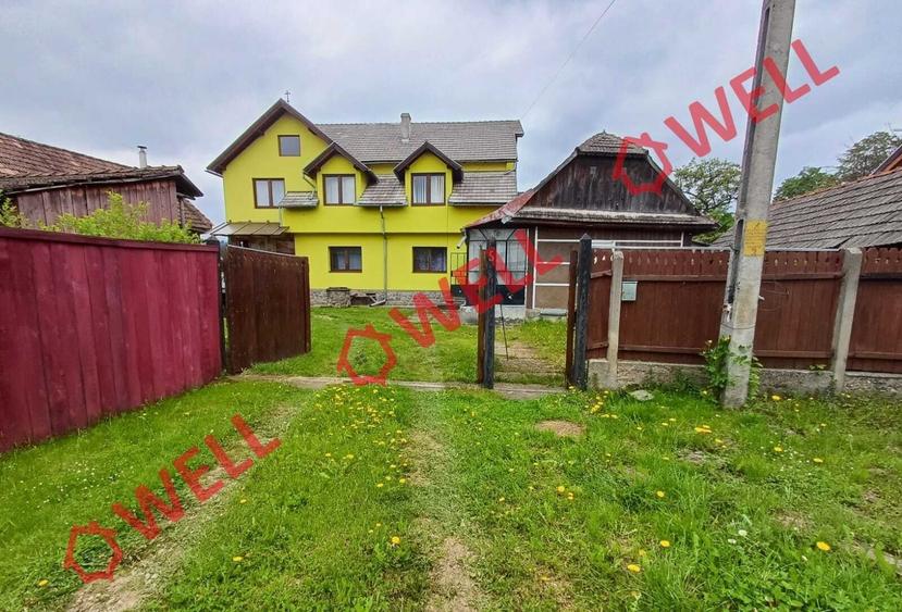 Casă cu 4 camere cu Teren 2718 Mp în Întorsura Buzăului