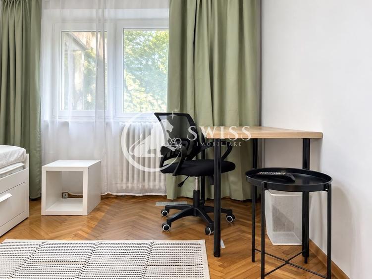 Apartament cu 3 camere decomandat, mobilat în Zorilor