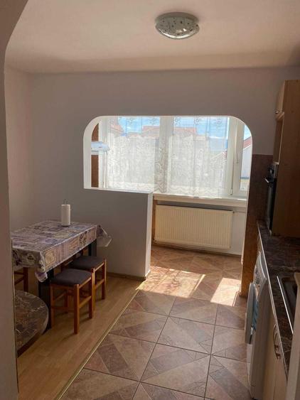 Apartament cu 2 camere decomandat în Ștrand