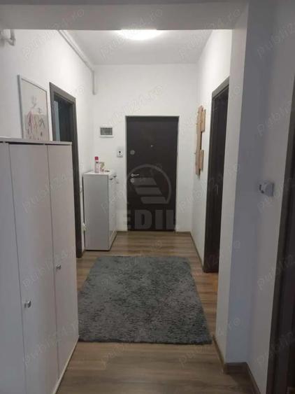 Apartament cu 2 camere decomandat în Florești