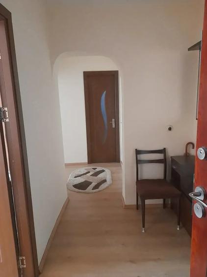 Apartament cu 2 camere decomandat în Negru Vodă