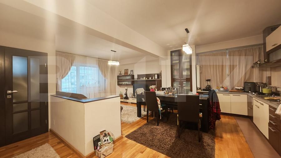 Apartament cu 3 camere decomandat, mobilat în Nufărul