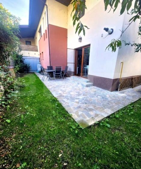 Casă individuală cu 5 camere cu Teren 237 Mp în Florești