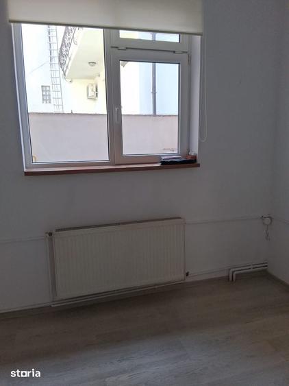 Casă cu 6 camere cu Teren 200 Mp în Timpuri Noi