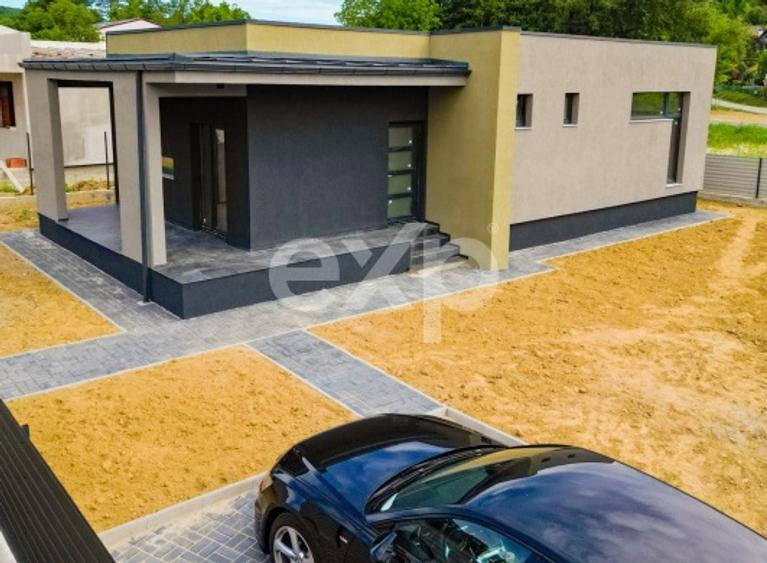 Casă individuală cu 3 camere cu Canalizare în Exterior Nord