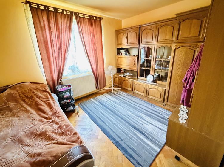Apartament cu 2 camere semidecomandat, mobilat în Bălcescu