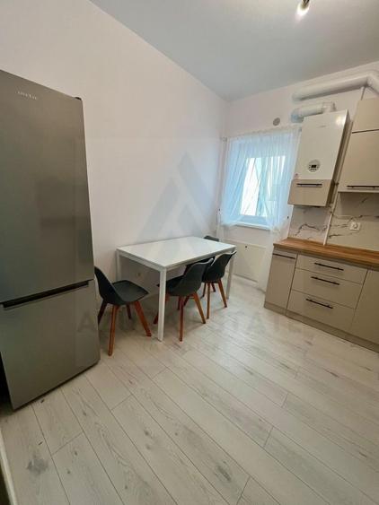 Apartament cu 2 camere decomandat, mobilat în Vest