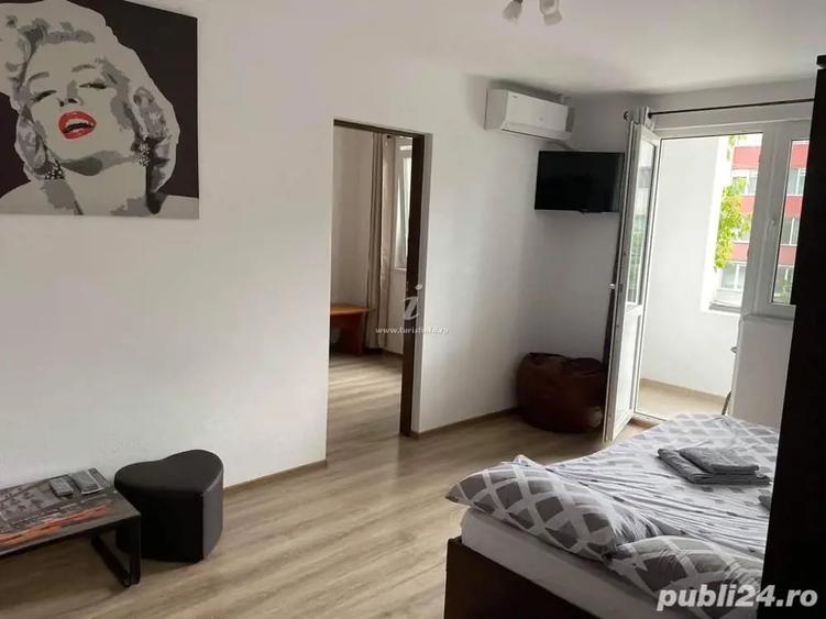 Apartament cu 2 camere nedecomandat în Orșova