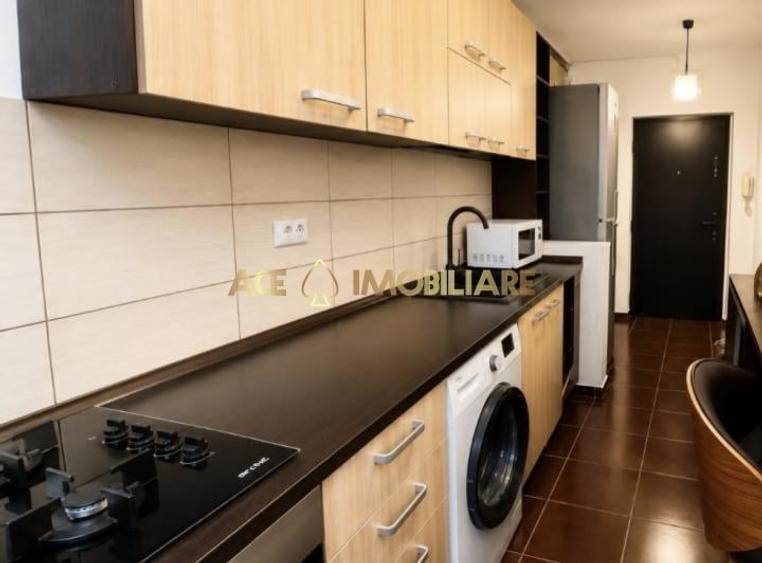 Apartament cu 2 camere decomandat, mobilat în Victoriei