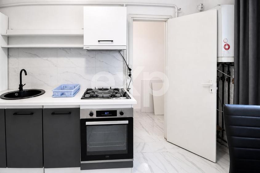 Apartament cu 4 camere decomandat în Punctele Cardinale