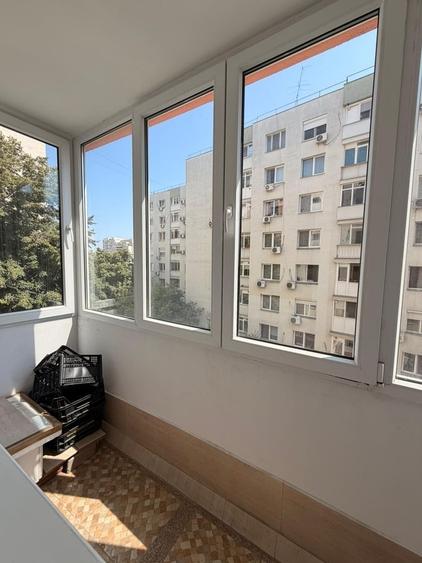 Apartament cu 2 camere semidecomandat în Moșilor