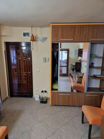 Apartament cu 2 camere decomandat în Burdujeni