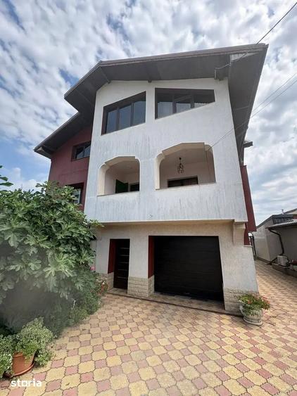 Casă cu 7 camere cu Teren 770 Mp în Dărăști-Ilfov