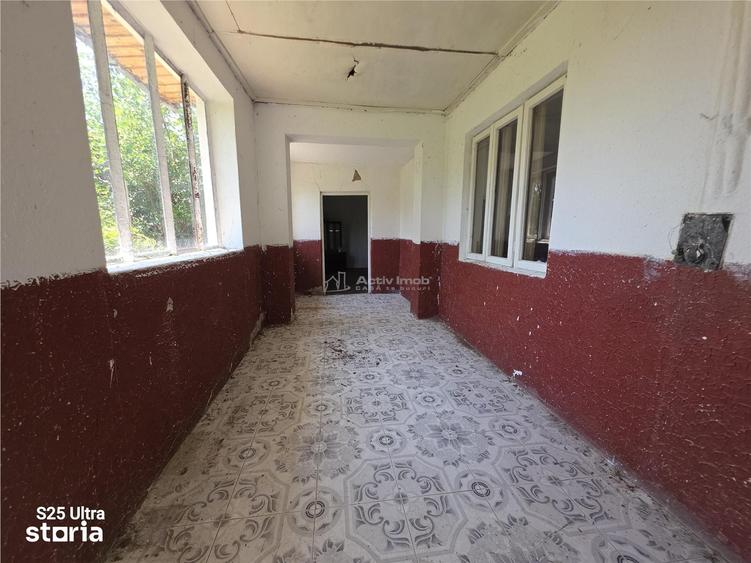 Casă cu 3 camere cu Teren 1163 Mp în Podgoria