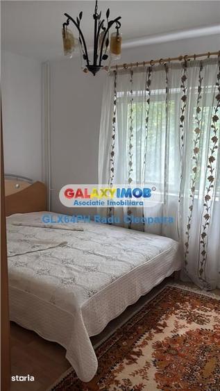Apartament cu 2 camere semidecomandat în Enachiță Văcărescu