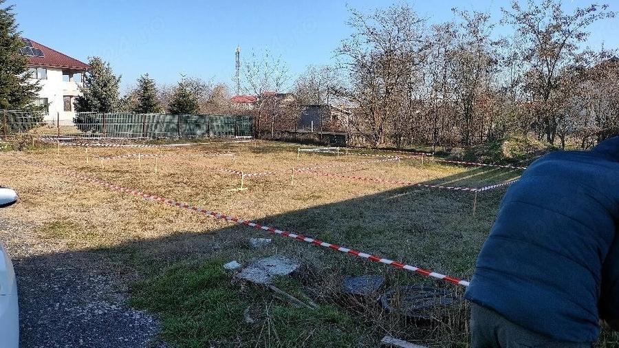 Teren de 500 mp, în Săftica