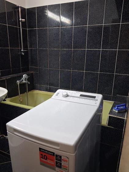 Garsonieră decomandată în Lunei